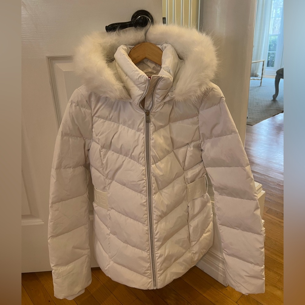 NWOT Guess White Puffer Jacket with Fur Trim
